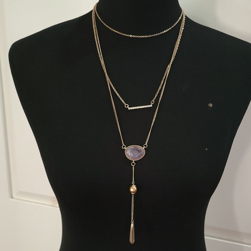 Multi layered necklace with quartz & lariat detail